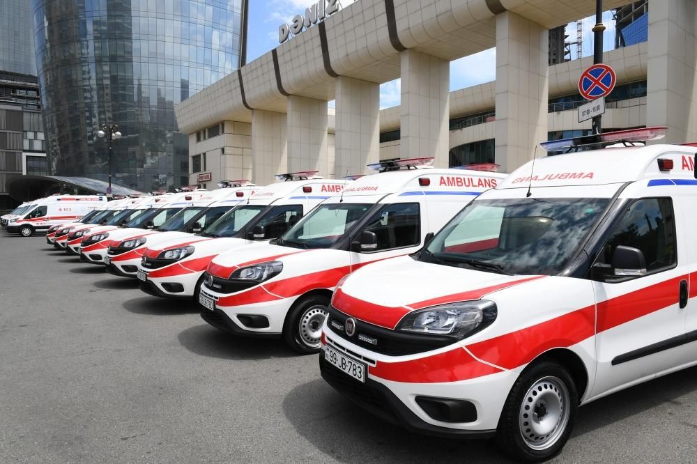 Azərbaycana yeni təcili tibbi yardım maşınları gətiriləcək 