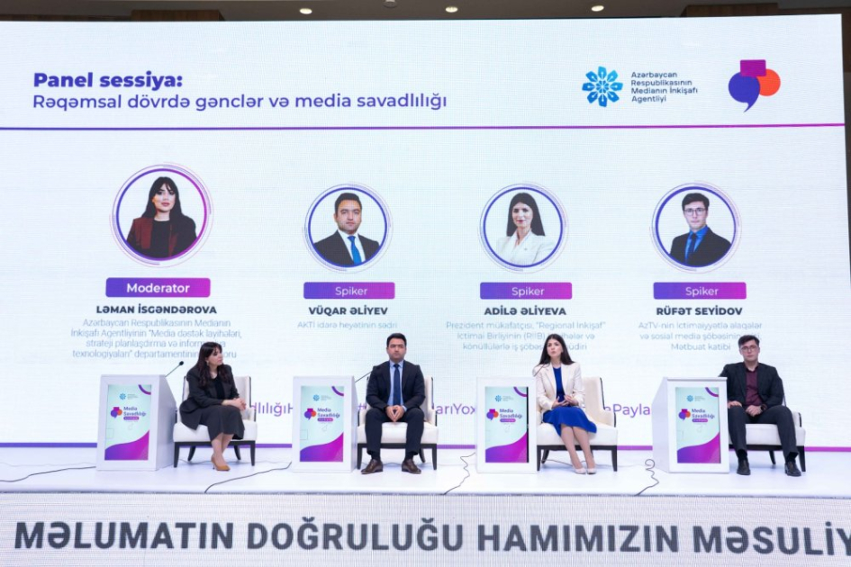 “Rəqəmsal dövrdə gənclər və media savadlılığı” adlı panel sessiya