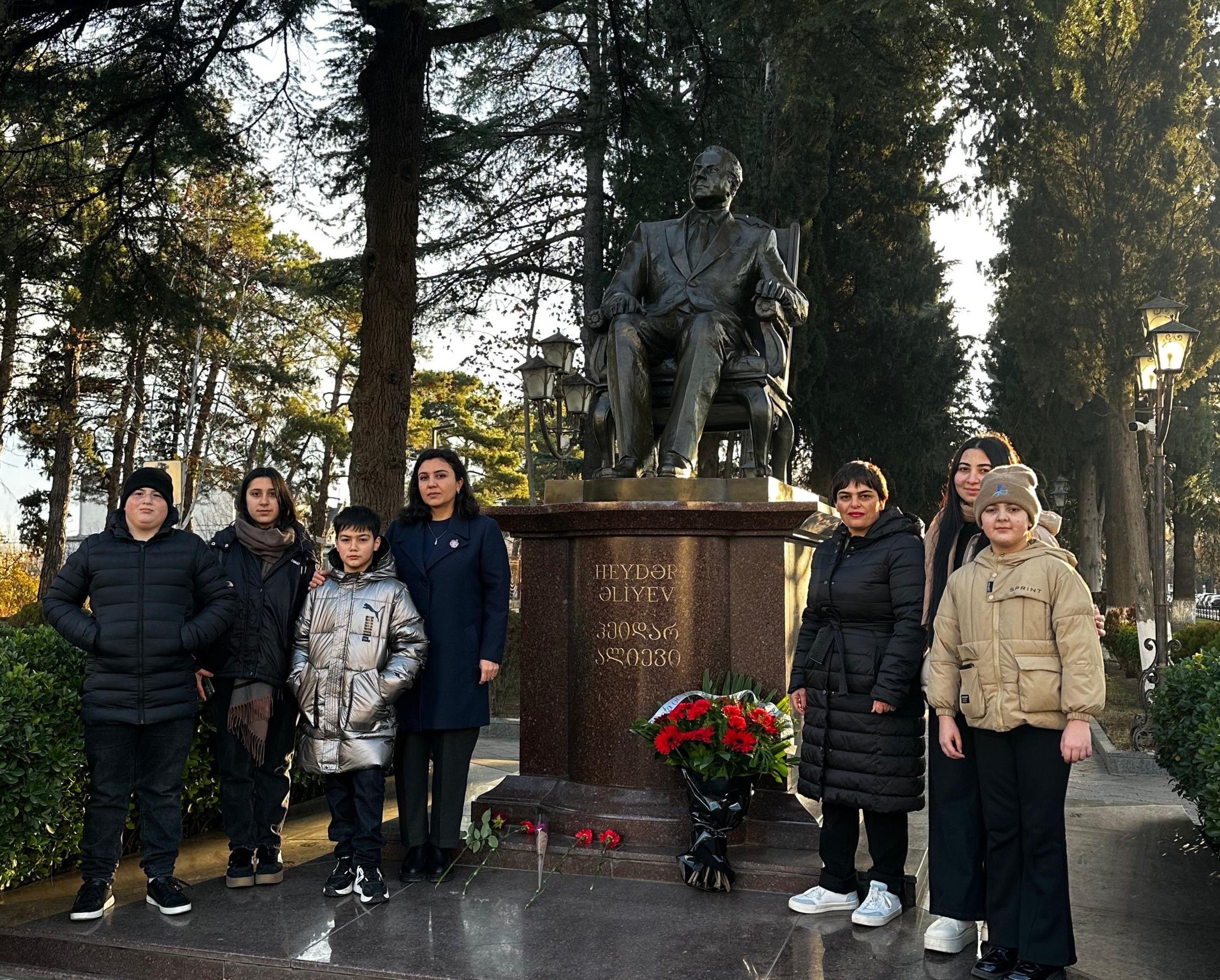 Gürcüstanda Ulu Öndər Heydər Əliyevin xatirəsi yad edilib