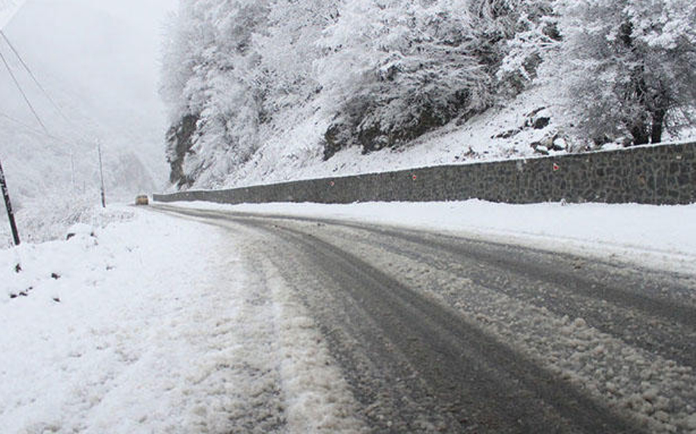 Bakı-Şamaxı yolu qardan təmizlənib