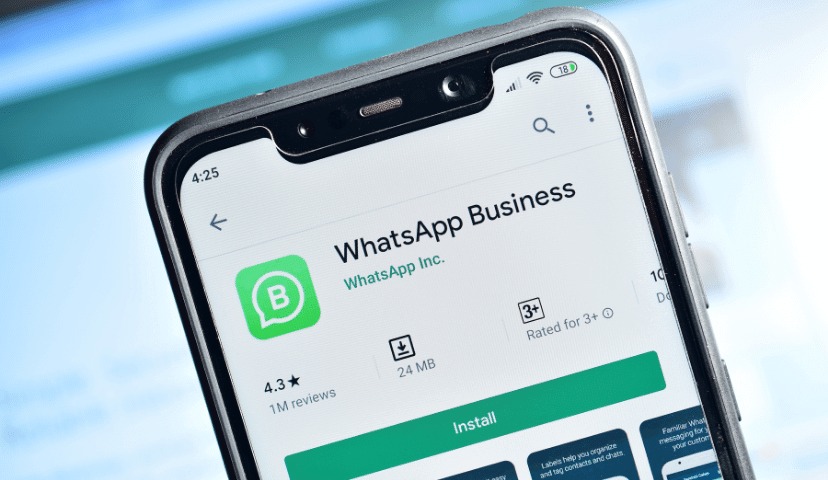 WhatsApp biznes hesabları üçün süni intellekt dəstəkli yeniliklər təqdim edir!