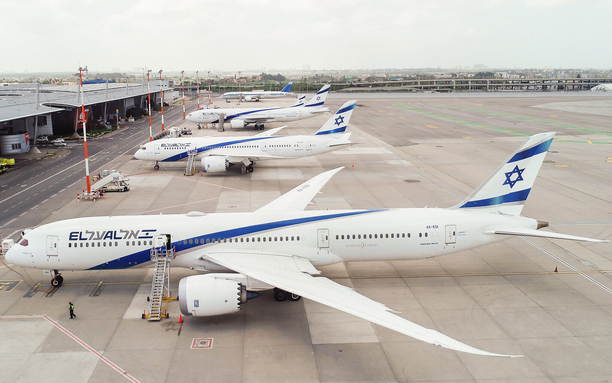 İsrailin El Al aviaşirkəti Rusiyaya uçuşları dayandırdı