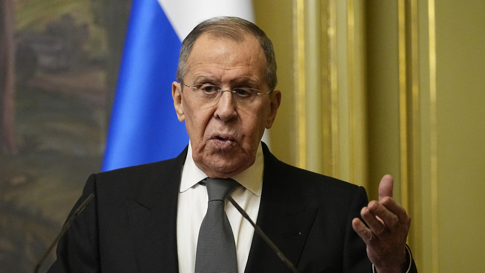 Sergey Lavrov: ABŞ hərbi ekspertləri tərəfindən buraxılan raketlər Qərb tərəfdən müharibənin yeni mərhələsi kimi qəbul ediləcək