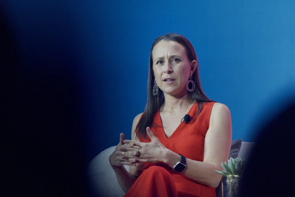 Anne Wojcicki “bioloji maliyyə piramidası” qurmaqda ittiham edilib