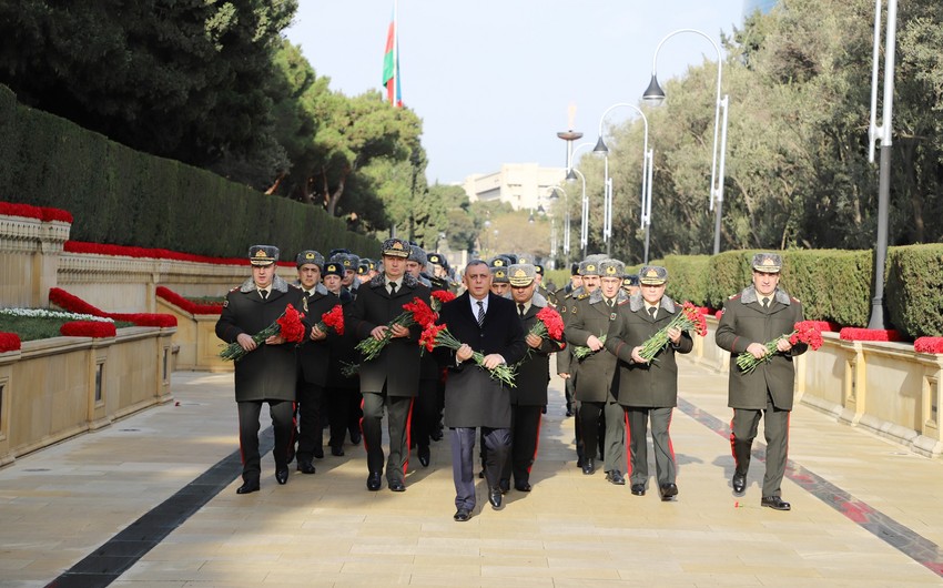  Mürsəl İbrahimov Şəhidlər Xiyabanını ziyarət edib