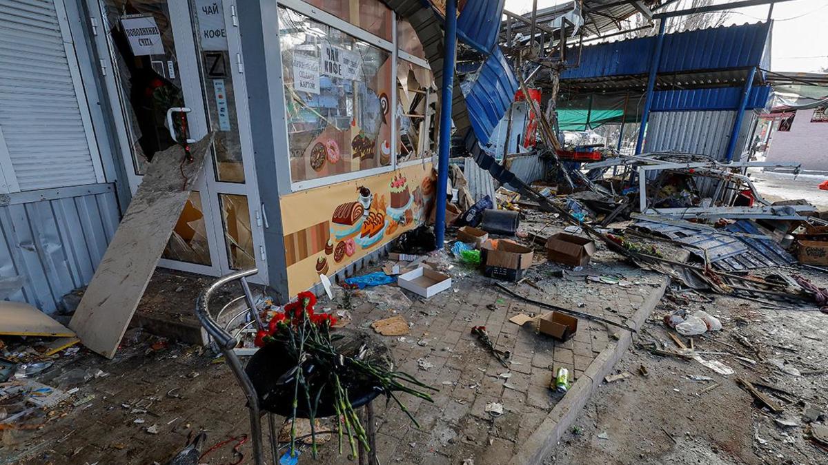 Donetskdə supermarket Ukrayna Silahlı Qüvvələrinin hücumuna məruz qalıb