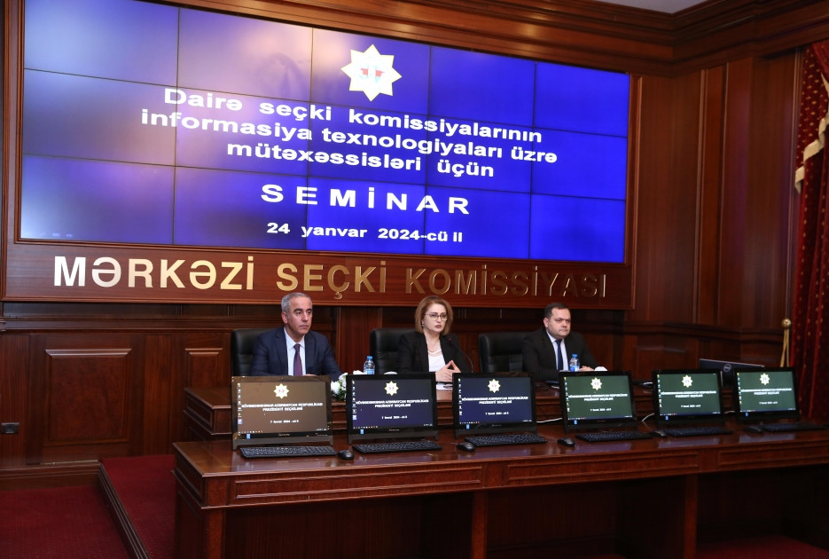 Dairə seçki komissiyalarının informasiya texnologiyaları üzrə mütəxəssisləri üçün seminarlara başlanılıb