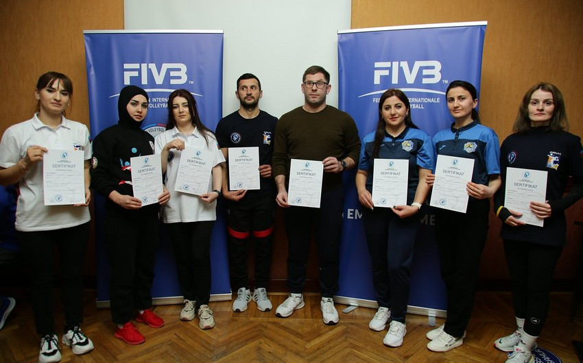 Azərbaycan Voleybol Federasiyasının məşqçi-müəllimlər üçün təşkil etdiyi kurs başa çatıb