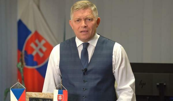 Slovakiya Baş Naziri: Zelenski ilə görüşməyə ehtiyac yoxdur