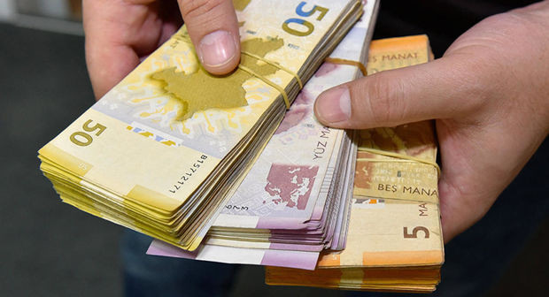 FHN-in hərbi qulluqçuları və xüsusi rütbəsi olan əməkdaşlarının maaşları artırılıb