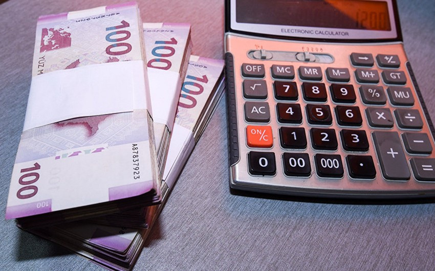 Dövlət Miqrasiya Xidmətinin xüsusi rütbəsi olan əməkdaşlarının maaşları artırılıb