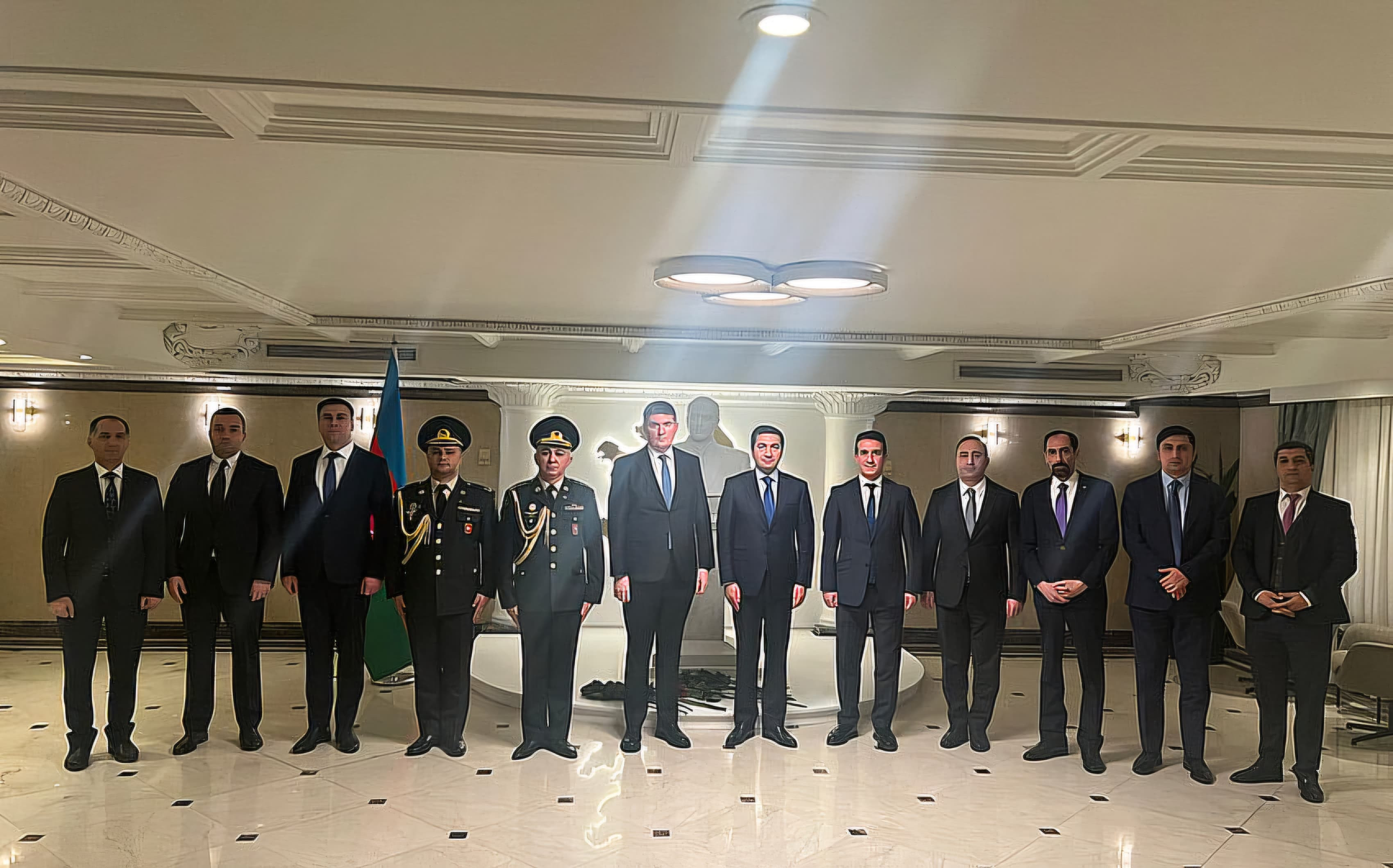Hikmət Hacıyev Azərbaycanın İrandakı səfirliyini ziyarət edib