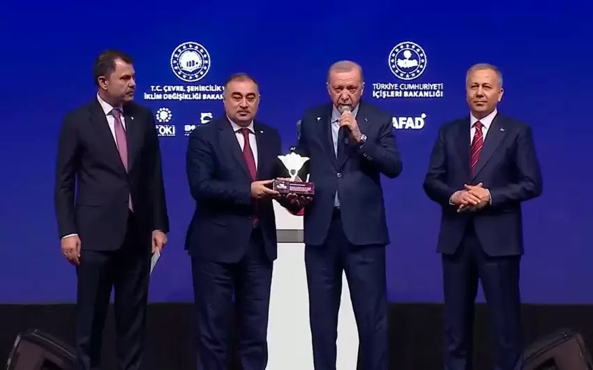 Ərdoğan  Azərbaycan səfirinə mükafat verib