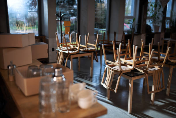 Nyu Yorkda yəhudi restoranı iki fərqli menyu təqdim etdiyi üçün bağlandı