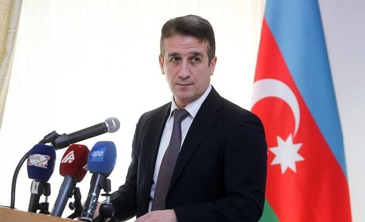 Səfir: "Ermənistan məsciddə turistlərə spirtli içkilər təklif edir"