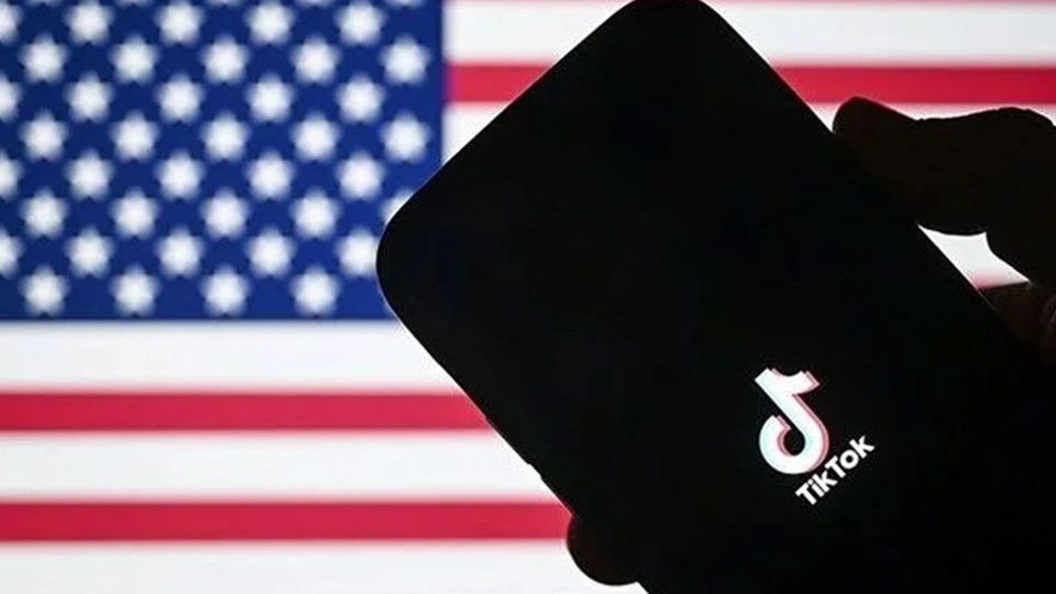 TikTok ABŞ-da yenidən Google Play Store və App Store-da