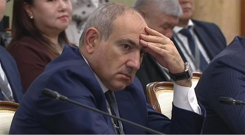 Paşinyanın reytinqi minimuma çatıb