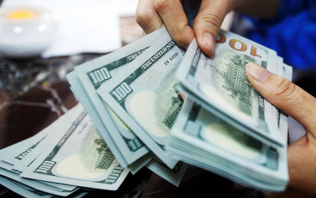 İraq banklarına dollarla əməliyyatlar qadağan edilib