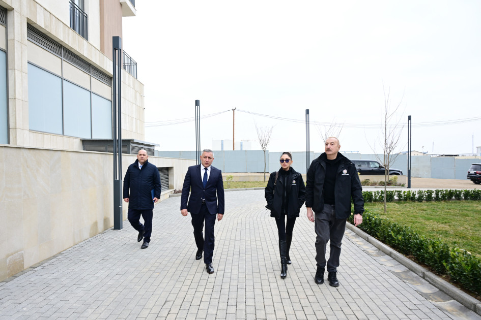 Prezident İlham Əliyev “Ağdam Residence” yaşayış kompleksində yaradılan şəraitlə tanış olub -