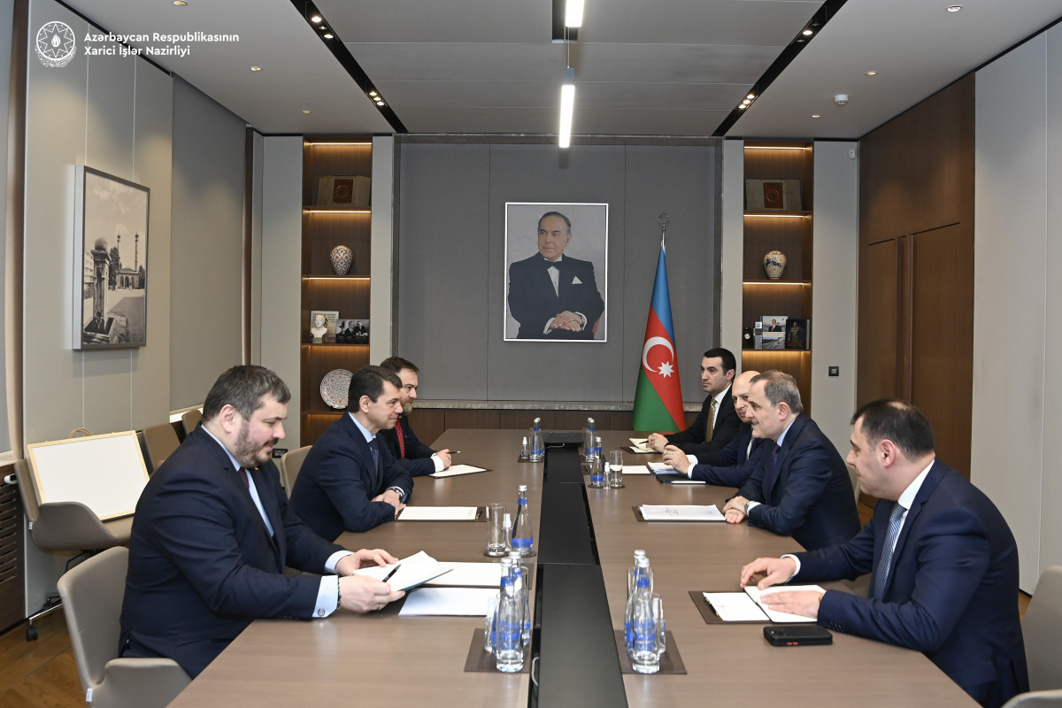 Ceyhun Bayramov Ukraynanın xarici işlər nazirinin müavini ilə görüşüb