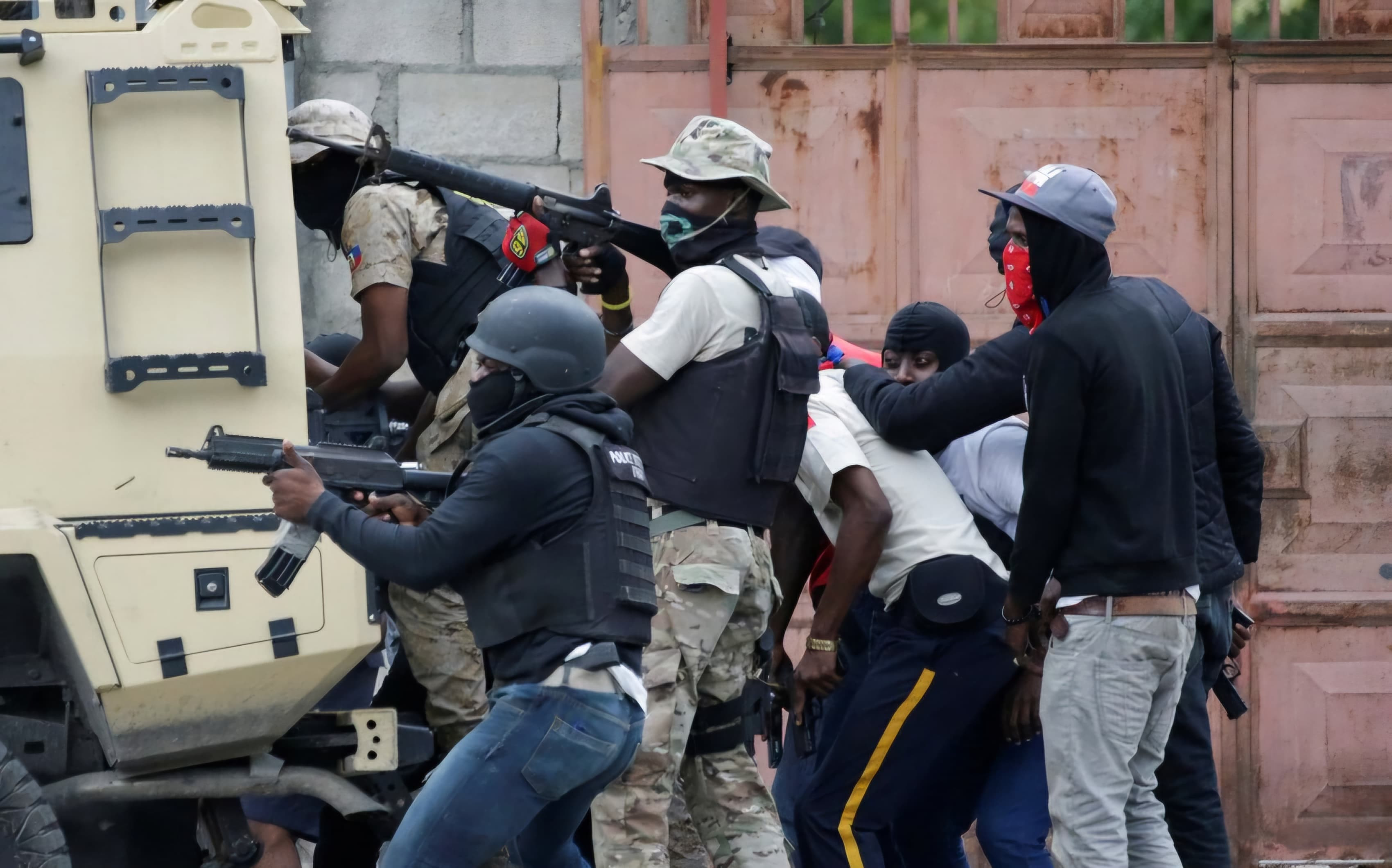Haitidə silahlı hücum: 20 ölü