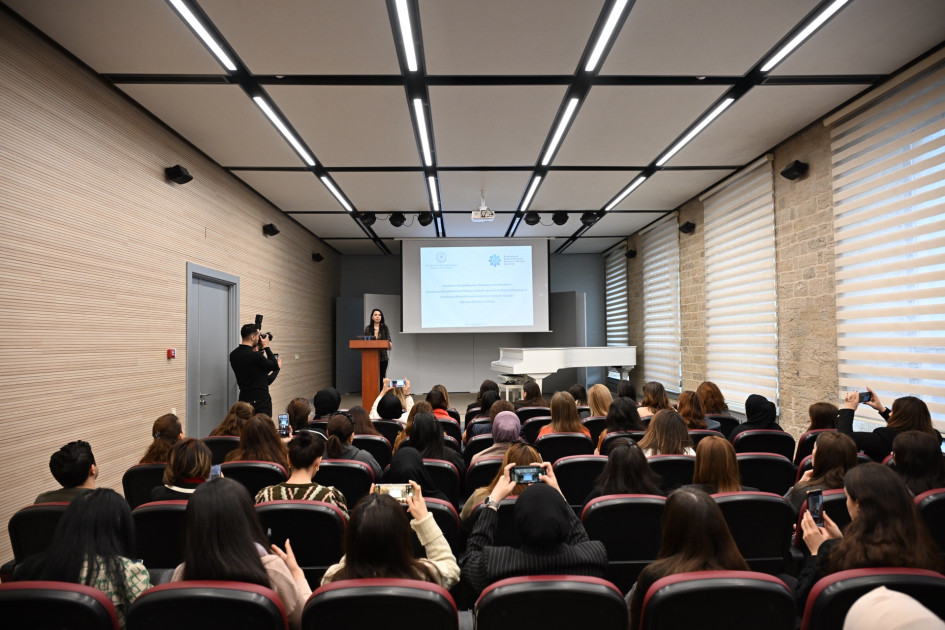 “Azərbaycanın mədəniyyət siyasəti və media” mövzusunda seminar təşkil olunub