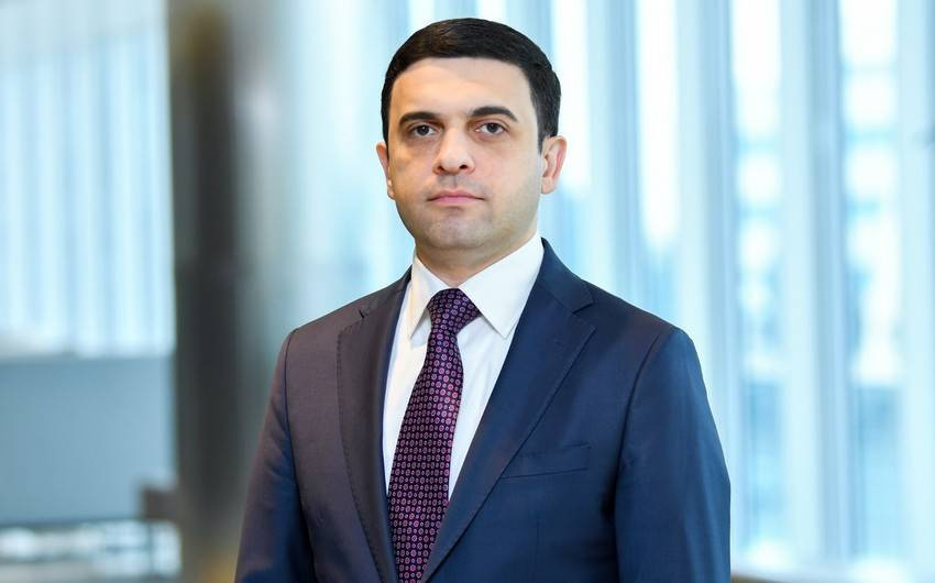 Prezidentin ali xüsusi rütbə verdiyi Emil Qarayev kimdir? -