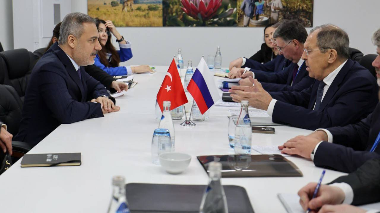 Rusiya və Türkiyə xarici işlər nazirləri görüşdü