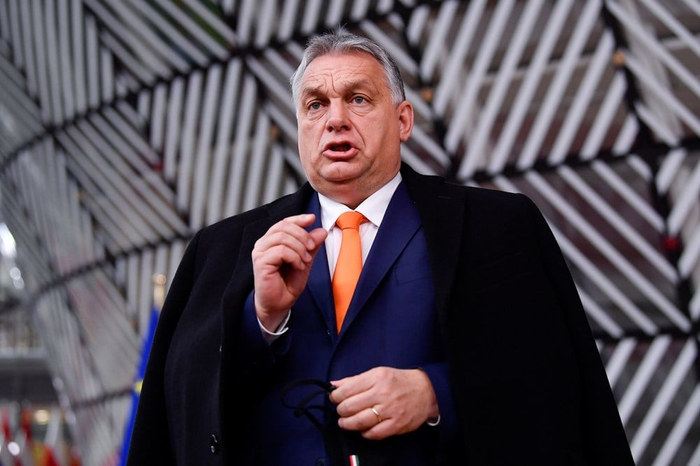 Orban: "Ukraynanın Aİ-yə daxil olması Macarıstanın qərarına bağlıdır"