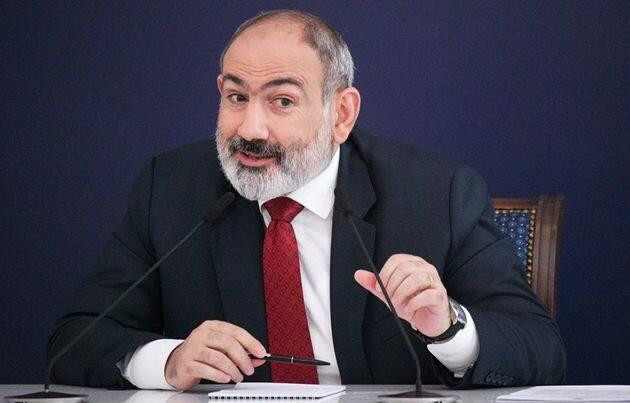 Paşinyan dövlət rəmzlərini dəyişməyə hazırlaşır