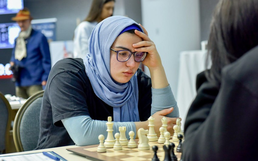 Şahmatçımız dünya çempionatında gümüş medal qazanıb