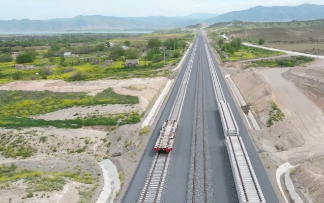 Horadiz-Ağbənd dəmir yolu xəttində ötən il görülmüş işlər açıqlanıb