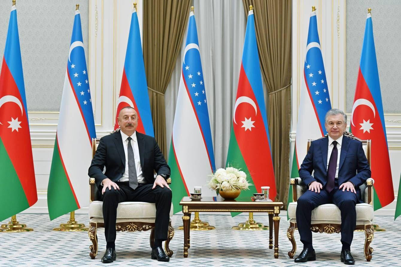 Şavkat Mirziyoyev İlham Əliyevi təbrik edib