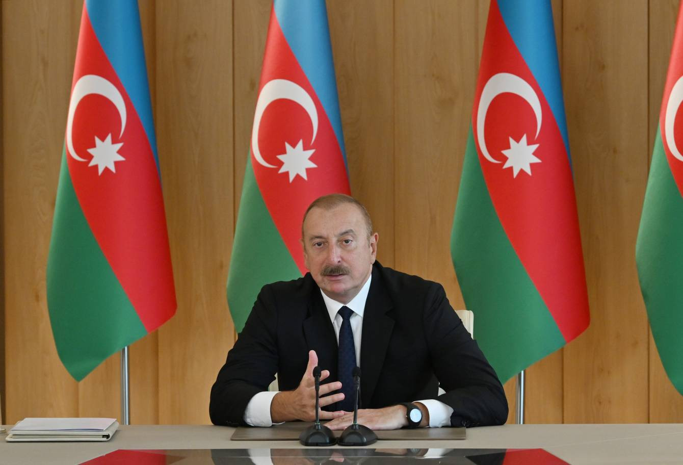 Prezident İlham Əliyev: Ermənistan Azərbaycanın enerji resursları və nəqliyyat marşrutları üçün tranzit ölkəyə çevrilə bilərdi