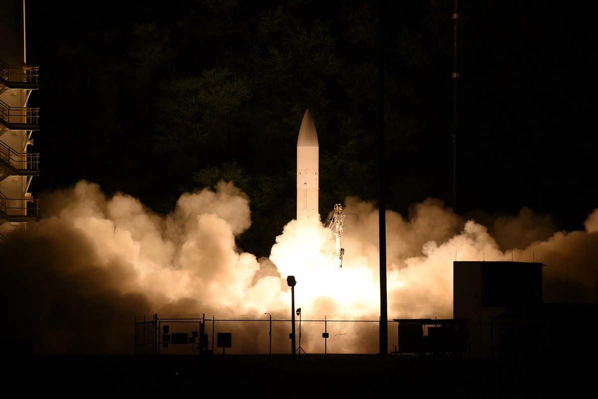 ABŞ Donanması hipersəs raketi layisindən imtina etdi