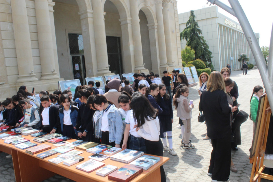 Uşaq İncəsənət Festivalının birinci seçim turu davam edir