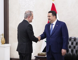 Ceyhun Bayramov İraqın Baş naziri ilə görüş keçirib