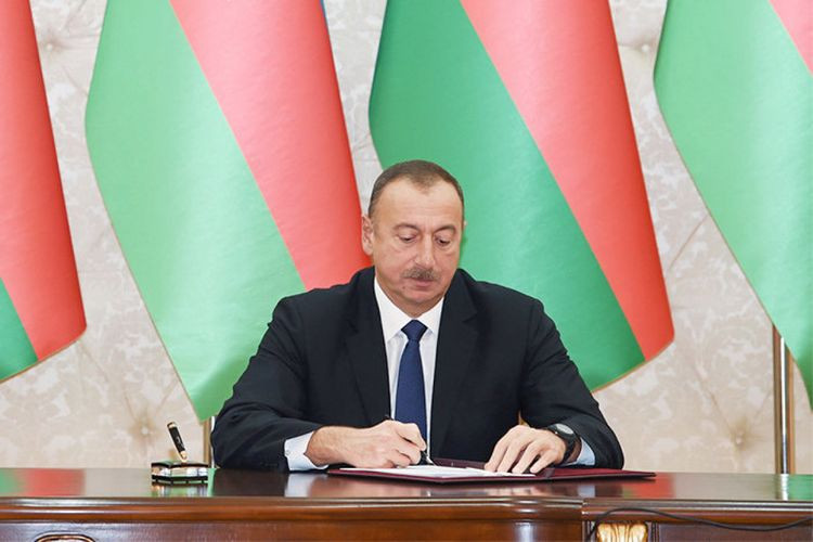 Sənaye parkları bərpa olunan enerji mənbələrində istehsal edilmiş elektrik enerjisi ilə təchiz olunacaq -