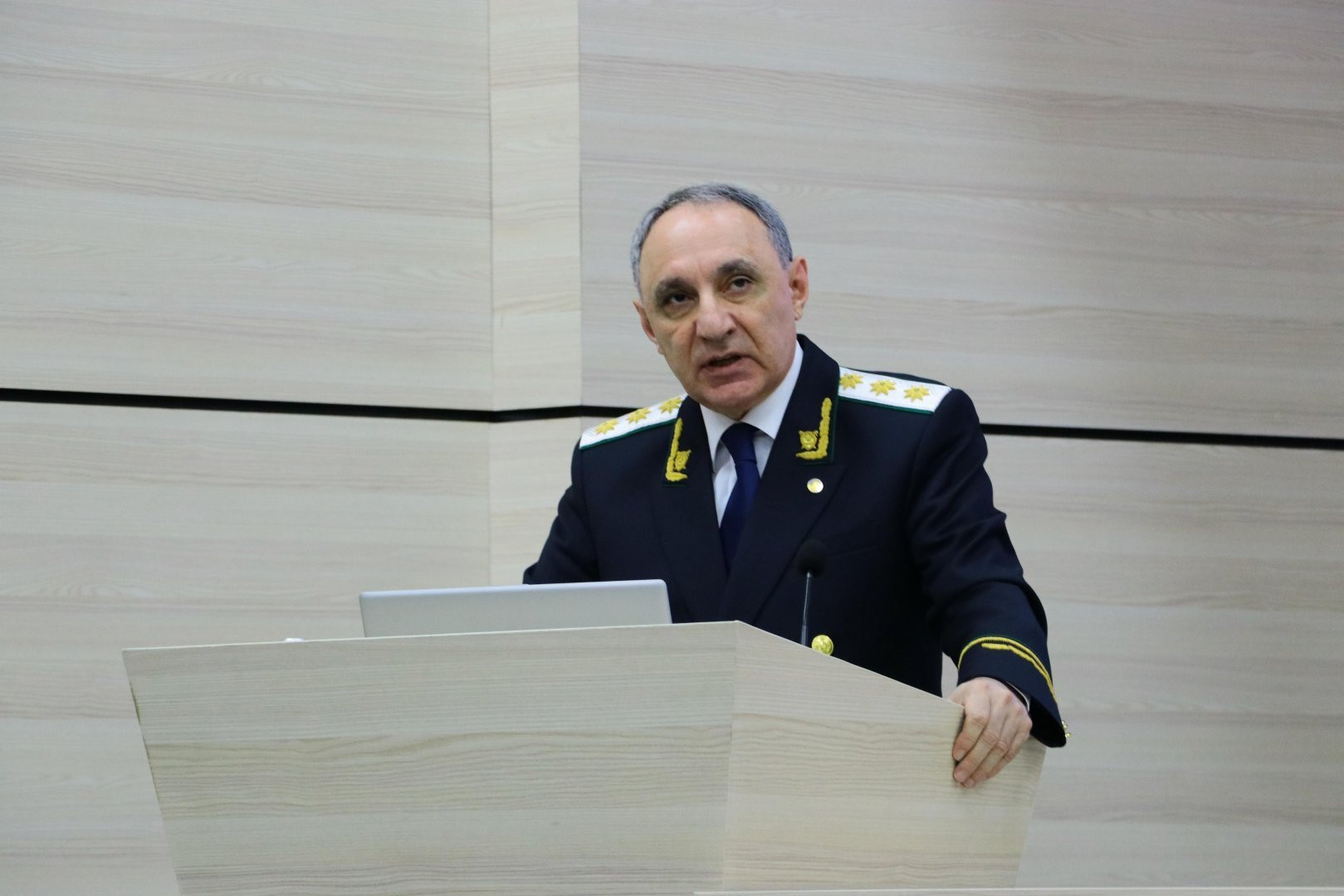 Baş prokuror: Ümummilli Lider Heydər Əliyevin müasir Azərbaycan dövlətçiliyinin və konstitusiya quruculuğunun banisi kimi rolu əvəzsizdir