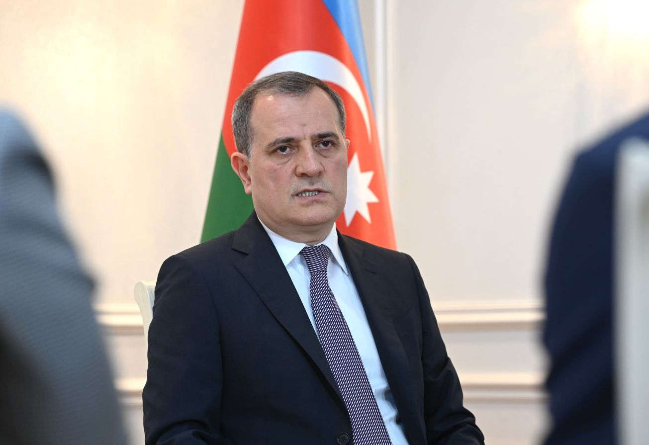 Ceyhun Bayramov: AZAL-ın təyyarəsinin vurulması ilə bağlı Rusiyanın istintaqının başa çatmasını gözləyirik
