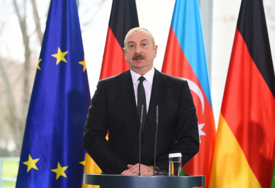 Samir Nuriyev: Fəal xarici siyasət sayəsində ölkəmizin beynəlxalq əlaqələri genişlənib