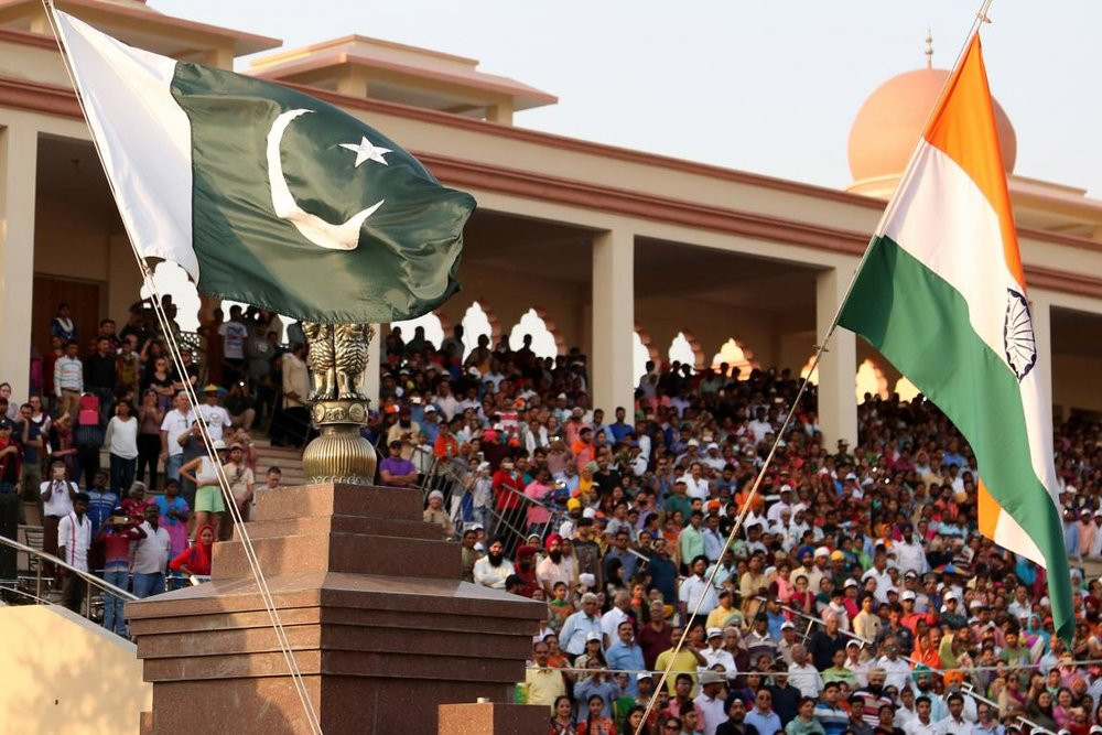 Hindistan və Pakistan arasında gərginlikdən sonra ilk telefon danışığı