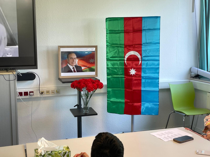 Almaniyanın Münster şəhərində Ulu Öndər Heydər Əliyevin xatirəsinə həsr olunmuş xüsusi dərs keçirilib