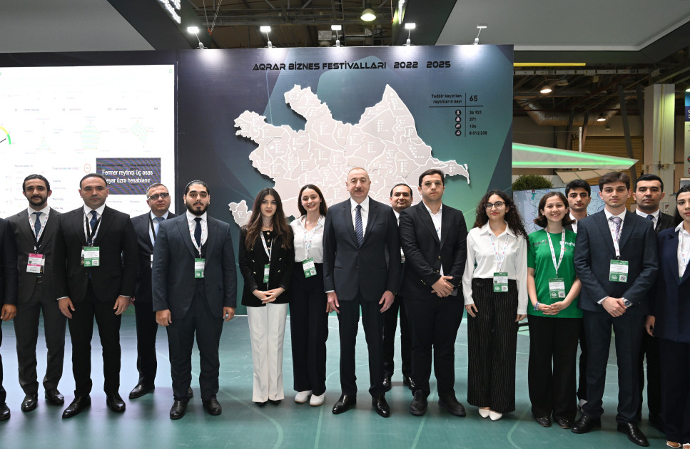 Prezident İlham Əliyev “InterFood Azerbaijan” və “Caspian Agro” sərgiləri ilə tanış olub -
