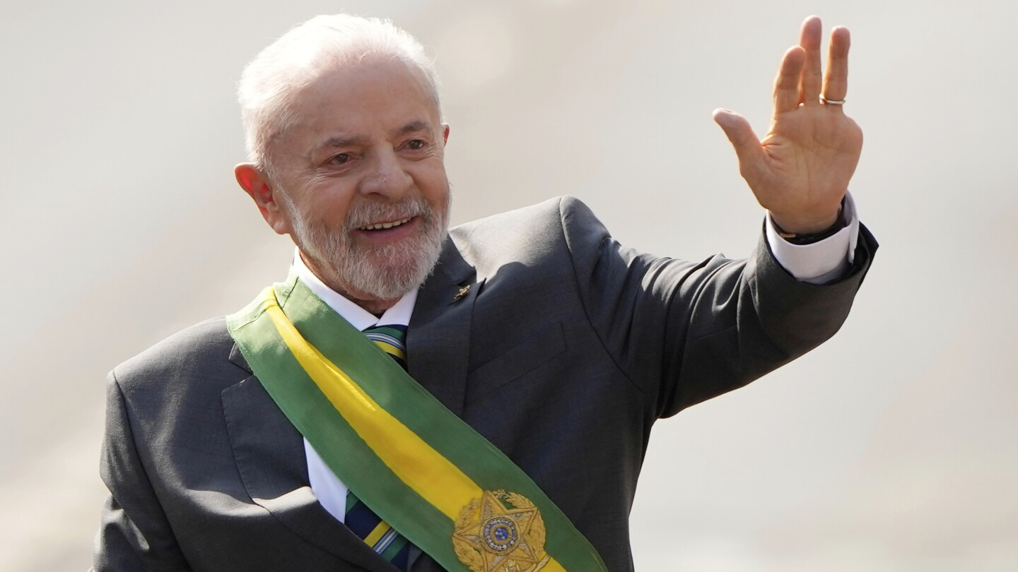 Putin və Lula da Silva regional sülh təşəbbüslərini müzakirə ediblər