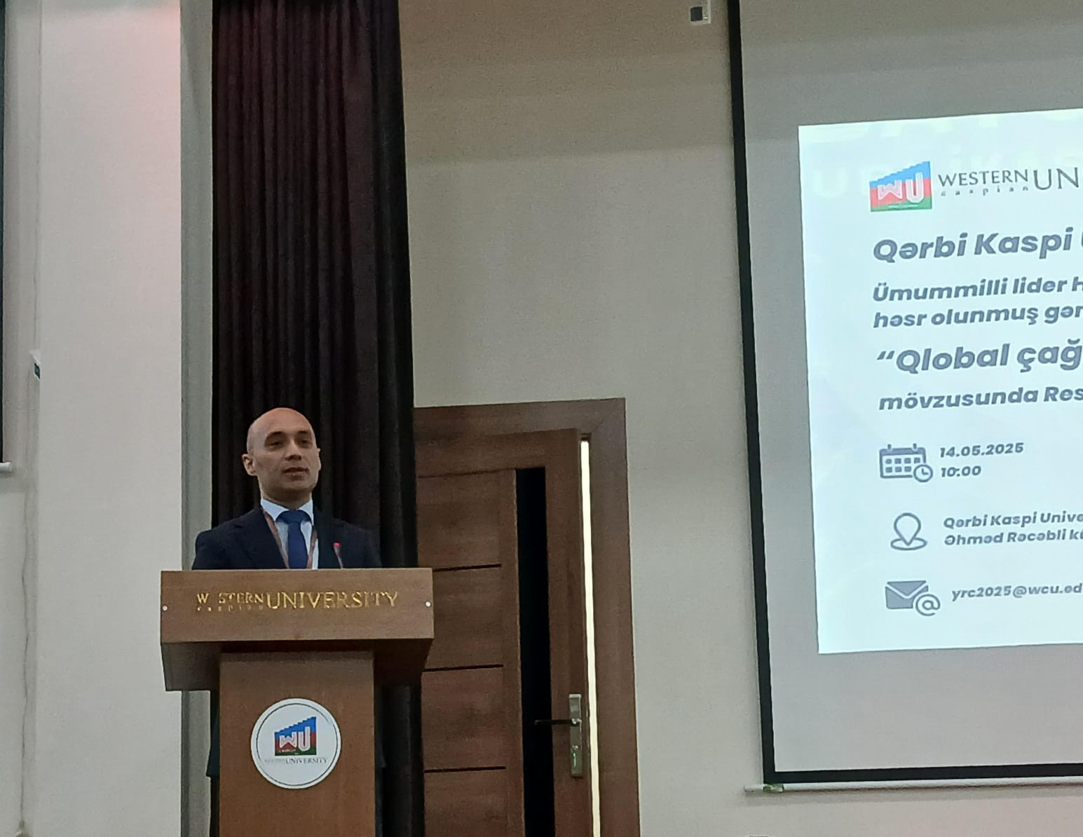 Deputat: "Ulu Öndər təhsilin strateji əhəmiyyətini həmişə qiymətləndirib"