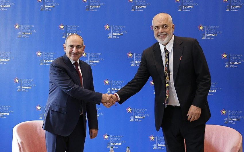 Paşinyan albaniyalı həmkarı ilə regional sülhü müzakirə etdi: Bakı-İrəvan dialoqu gündəmdə