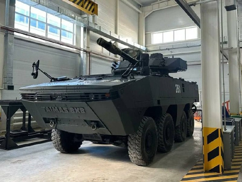 Qazaxıstan yeni nəsil “Taimas 8x8” tipli zirehli texnikasını təqdim etdi