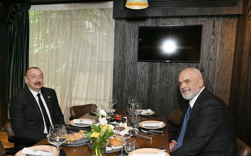 İlham Əliyevlə Albaniyanın Baş nazirinin işçi nahar əsnasında görüşü olub