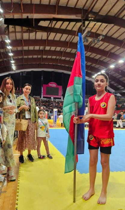 Kunq-fu üzrə dünya çempionları Vətənə döndü : Azərbaycan millisi 7 medalla 3-cü oldu